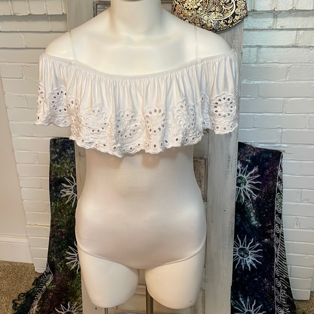 RUE21 Off-The-Shoulder White Eyelet Ruffle Bodysuit
